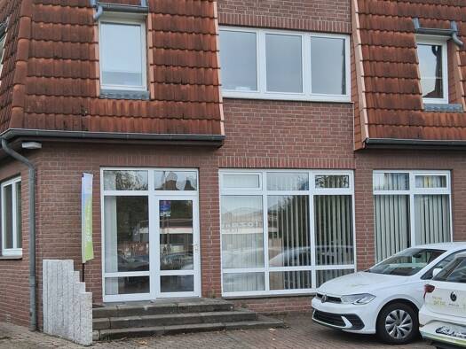 Büro zur Miete provisionsfrei 700 € 3,5 Zimmer 80 m² Bürofläche Kieler Straße 75 Quickborn 25451