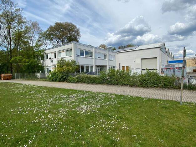 Lagerhalle zur Miete 7,50 € 2.519 m² Lagerfläche teilbar ab 664 m² Marienberg Nürnberg 90411