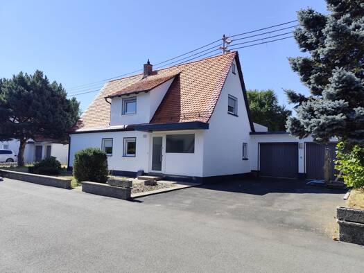 Einfamilienhaus zur Miete 1.000 € 7 Zimmer 124,4 m² 950 m² Grundstück Hegnabrunn Neuenmarkt 95339