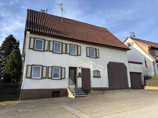 Bauernhaus zum Kauf 118.000 € 7 Zimmer 109,3 m² 251 m² Grundstück Geislingen 72351