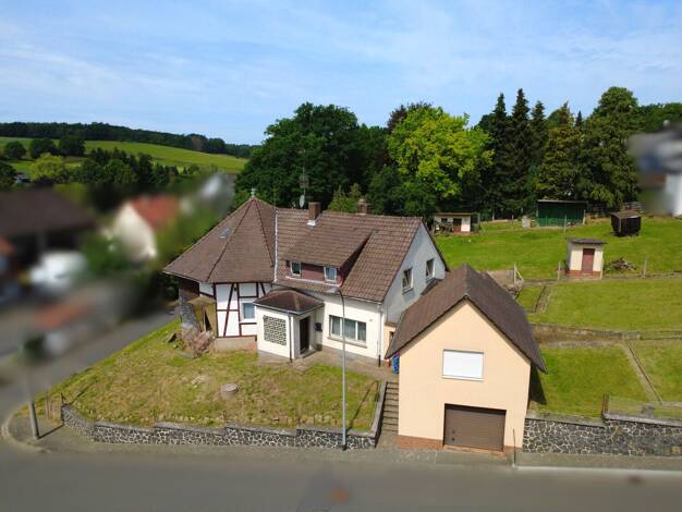 Einfamilienhaus zum Kauf 235.000 € 8 Zimmer 156 m² 2.253 m² Grundstück Kirtorf 36320