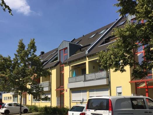 Wohnung zur Miete 450 € 3 Zimmer 71 m² 1. Geschoss frei ab 16.10.2026 Martin-Götze-Straße 3 Lichtenstein Lichtenstein 09350