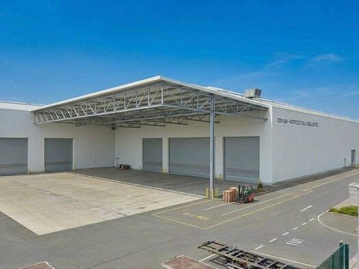 Logistikzentrum zur Miete 3.300 m² Lagerfläche teilbar von 650 m² bis 3.300 m² Großweismannsdorf Großweismannsdorf  90574