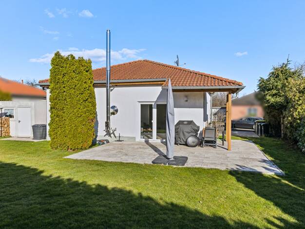 Bungalow zum Kauf 324.999 € 3 Zimmer 83 m² 498 m² Grundstück Rötha Rötha 04571
