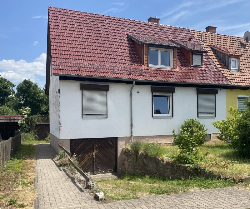 Einfamilienhaus zum Kauf 190.000 € 8 Zimmer 130 m²<br/>Wohnfläche 719 m²<br/>Grundstück Weststadt Gotha 99867