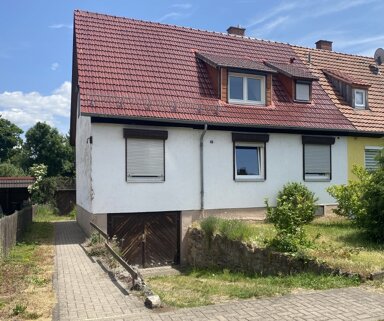 Einfamilienhaus zum Kauf 190.000 € 8 Zimmer 130 m² 719 m² Grundstück Weststadt Gotha 99867