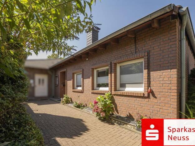 Bungalow zum Kauf 599.000 € 4 Zimmer 141 m² 287 m² Grundstück Stadionviertel Neuss 41464