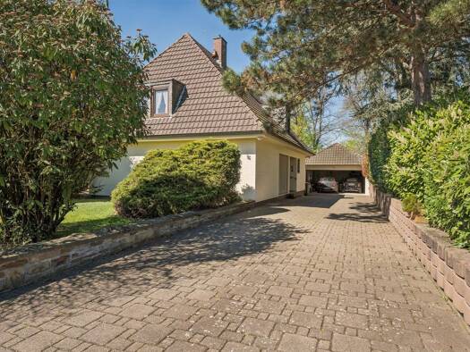Einfamilienhaus zum Kauf 860.000 € 8 Zimmer 220 m² 1.515 m² Grundstück Auf dem Niederberg 16 Hangelar Sankt Augustin 53757