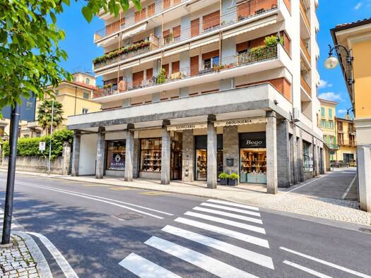 Terrassenwohnung zum Kauf 330.000 € 4 Zimmer 137 m² 5 Geschosse Viale Azari Verbania 28922