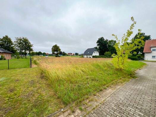 Grundstück zum Kauf 32.400 € 826 m² Grundstück Rosenow 17091