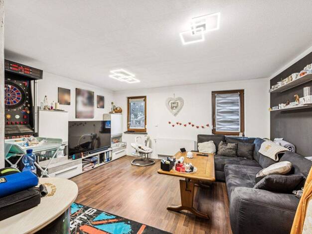 Mehrfamilienhaus zum Kauf als Kapitalanlage geeignet 11 Zimmer 142 m² 583 m² Grundstück Schönmünzach Baiersbronn 72270