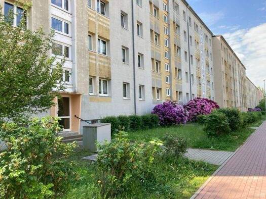 Wohnung zur Miete 340 € 3 Zimmer 58,9 m² 4. Geschoss Am Stadion 47 Hermsdorf 07629