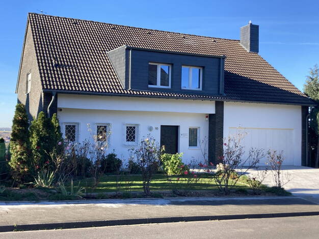 Einfamilienhaus zum Kauf provisionsfrei 649.000 € 8 Zimmer 280 m² 1.166 m² Grundstück Donnerberg Stolberg (Rheinland) 52222