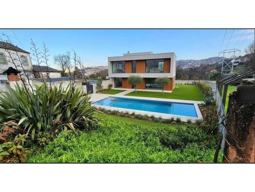 Wohn- und Gewerbegrundstück zum Kauf 120.000 € Vigo 36214