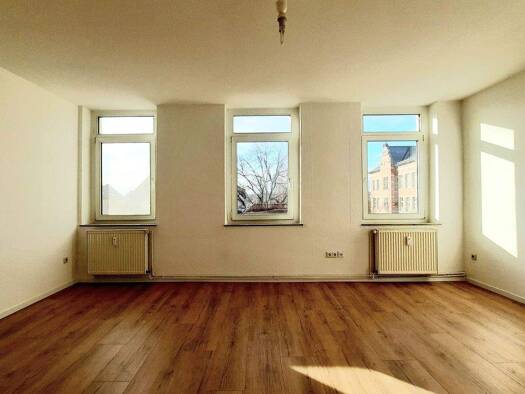 Wohnung zur Miete 386 € 3 Zimmer 70,2 m² 3. Geschoss frei ab sofort Aschersleben 06449
