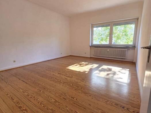Wohnung zur Miete 650 € 3 Zimmer 85 m² 2. Geschoss frei ab sofort Mainzerstr. St Johann Saarbrücken 66121