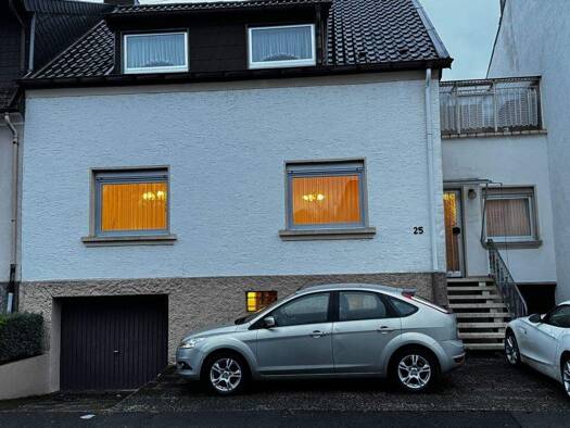 Reihenmittelhaus zum Kauf 239.000 € 6 Zimmer 155 m² 384 m² Grundstück Schwalbach 66773