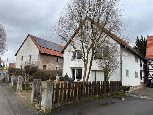 Mehrfamilienhaus zum Kauf 149.000 € 7 Zimmer 220 m² 503 m² Grundstück Berndorf Twistetal 34477