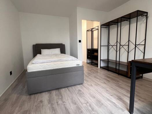 Wohnung zur Miete 550 € 1 Zimmer 23 m² 2. Geschoss frei ab sofort Dompfaffstraße 144 Alterlangen Erlangen 91056