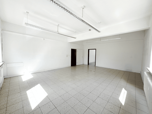 Bürofläche zur Miete provisionsfrei 350 € 3 Zimmer 100 m² Bürofläche Porschestraße 12 Waldkraiburg Waldkraiburg 84478