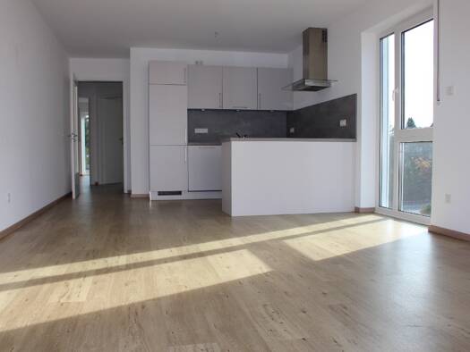 Wohnung zur Miete 885 € 3 Zimmer 74 m² 1. Geschoss Kaufbeuren-Neugablonz Kaufbeuren 87600