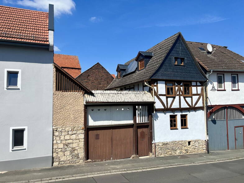 Bauernhaus zum Kauf provisionsfrei 319.000 € 4 Zimmer 117 m² 130 m² Grundstück Griedel Butzbach 35510