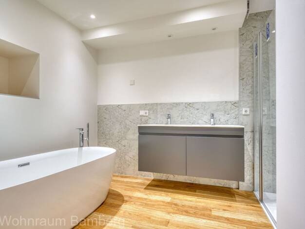 Wohnung zur Miete 890 € 3 Zimmer 85 m² frei ab 01.10.2026 Gundelsheim 96163