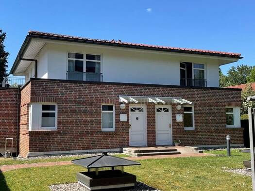 Doppelhaushälfte zum Kauf provisionsfrei 845.000 € 3 Zimmer 117,8 m² 105 m² Grundstück Volksdorf Hamburg 22359