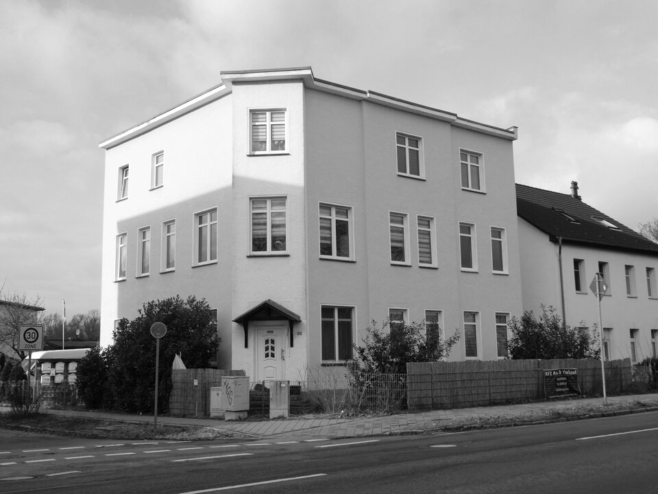 Mehrfamilienhaus zum Kauf 720.000 € 10 Zimmer 360 m²<br/>Wohnfläche 850 m²<br/>Grundstück Sachsenhausen Oranienburg 16515