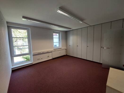 Bürofläche zur Miete provisionsfrei 852 € 6 Zimmer Behringen Hörselberg-Hainich 99820