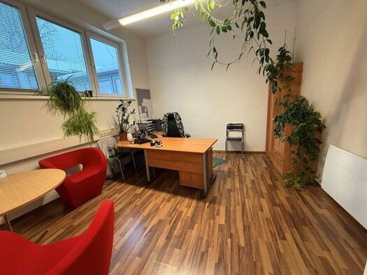 Bürofläche zur Miete 833 € 3 Zimmer 65,2 m² Bürofläche St. Johann im Pongau 5600