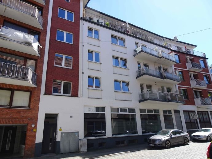 Studio zur Miete 480 € 1 Zimmer 34 m²<br/>Wohnfläche 1.<br/>Geschoss 01.01.2025<br/>Verfügbarkeit Altstadt Bremen 28195