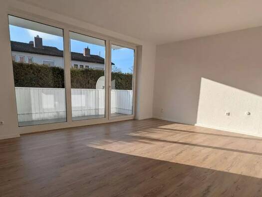 Wohnung zur Miete 950 € 4 Zimmer 92 m² Geschoss EG/1 frei ab 12.01.2026 Herzogenaurach 91074