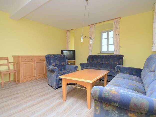 Wohnung zur Miete 1.145 € 2 Zimmer 70 m² EG frei ab sofort Stammheim Kolitzheim 97509