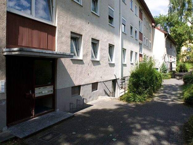 Wohnung zur Miete 904 € 3 Zimmer 67 m² 2. Geschoss frei ab 16.12.2025 Annabergstr. 26 Zeilsheim Frankfurt am Main 65931