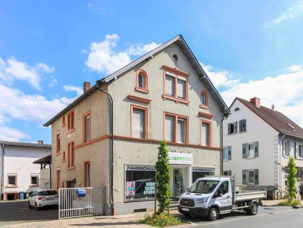 Mehrfamilienhaus zum Kauf als Kapitalanlage geeignet 475.000 € 15 Zimmer 299 m² 539,3 m² Grundstück Reinheim 64354