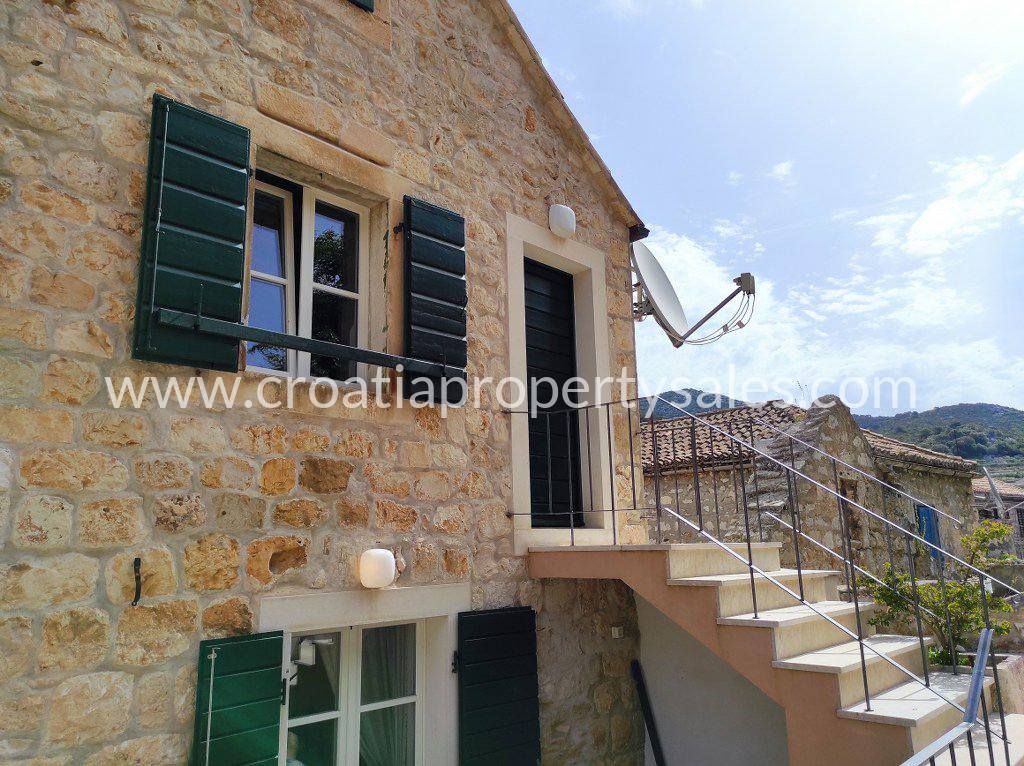 Haus zum Kauf 769.000 € 4 Zimmer 170 m²<br/>Wohnfläche Hvar