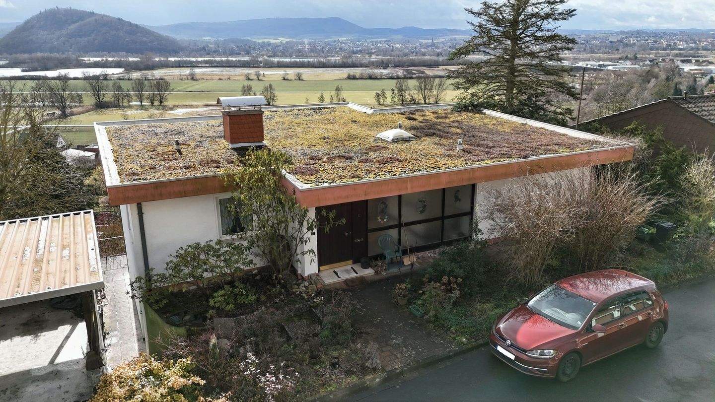 Immobilie in Meinhard - Unverbaubarer Blick übers Werratal! - Bild 4