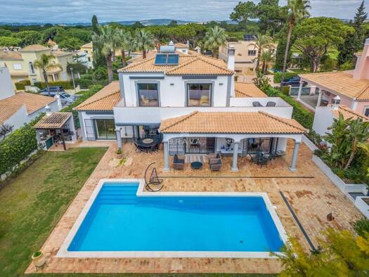Einfamilienhaus zum Kauf 2.500.000 € 4 Zimmer 250 m² 784 m² Grundstück Quarteira