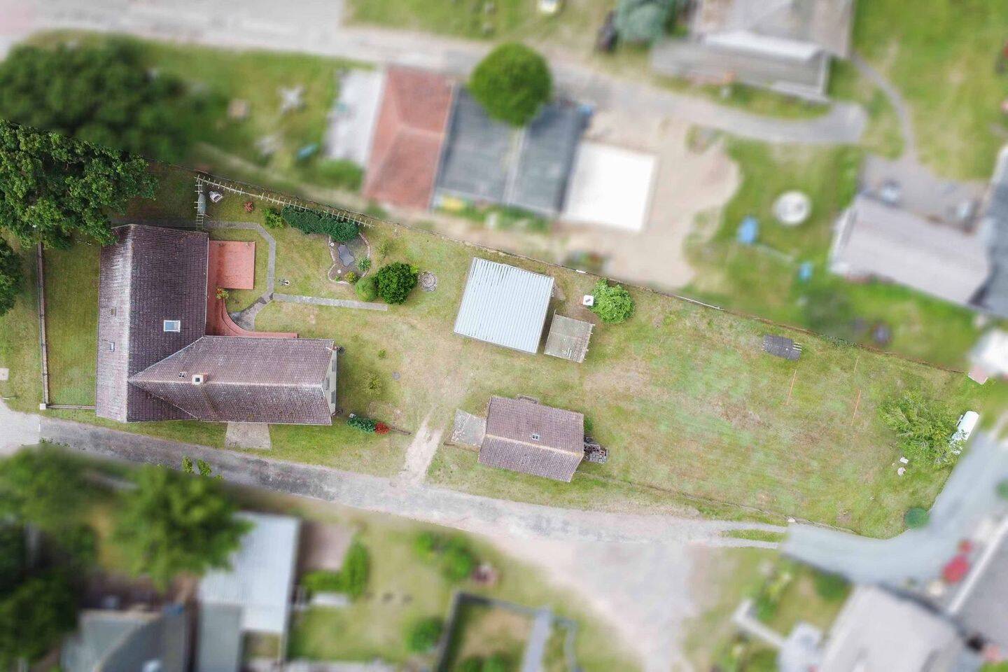 Immobilie in Fuhlendorf - Sofort wohlfühlen: 6-Zi.-EFH mit Garten, Garage und 2 Carportstellplätzen in Fuhlendorf - Bild 3