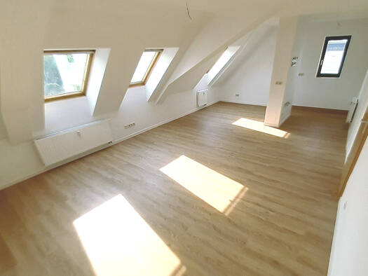 Wohnung zur Miete 417 € 3 Zimmer 69,4 m² 1. Geschoss Markt 15 Hainichen 09661