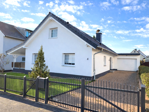 Einfamilienhaus zum Kauf 739.000 € 6 Zimmer 260 m² 527 m² Grundstück Spachbrücken Reinheim 64354
