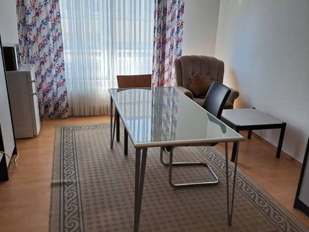 Wohnung zur Miete auf Zeit 670 € 1 Zimmer 32 m² frei ab sofort Innenstadt Erlangen 91052