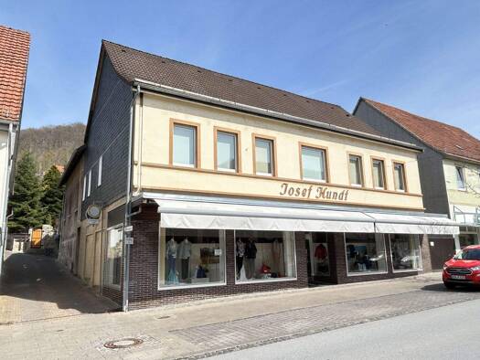 Einfamilienhaus zum Kauf 440.000 € 13 Zimmer 307 m² 1.008 m² Grundstück Niedermarsberg Marsberg 34431