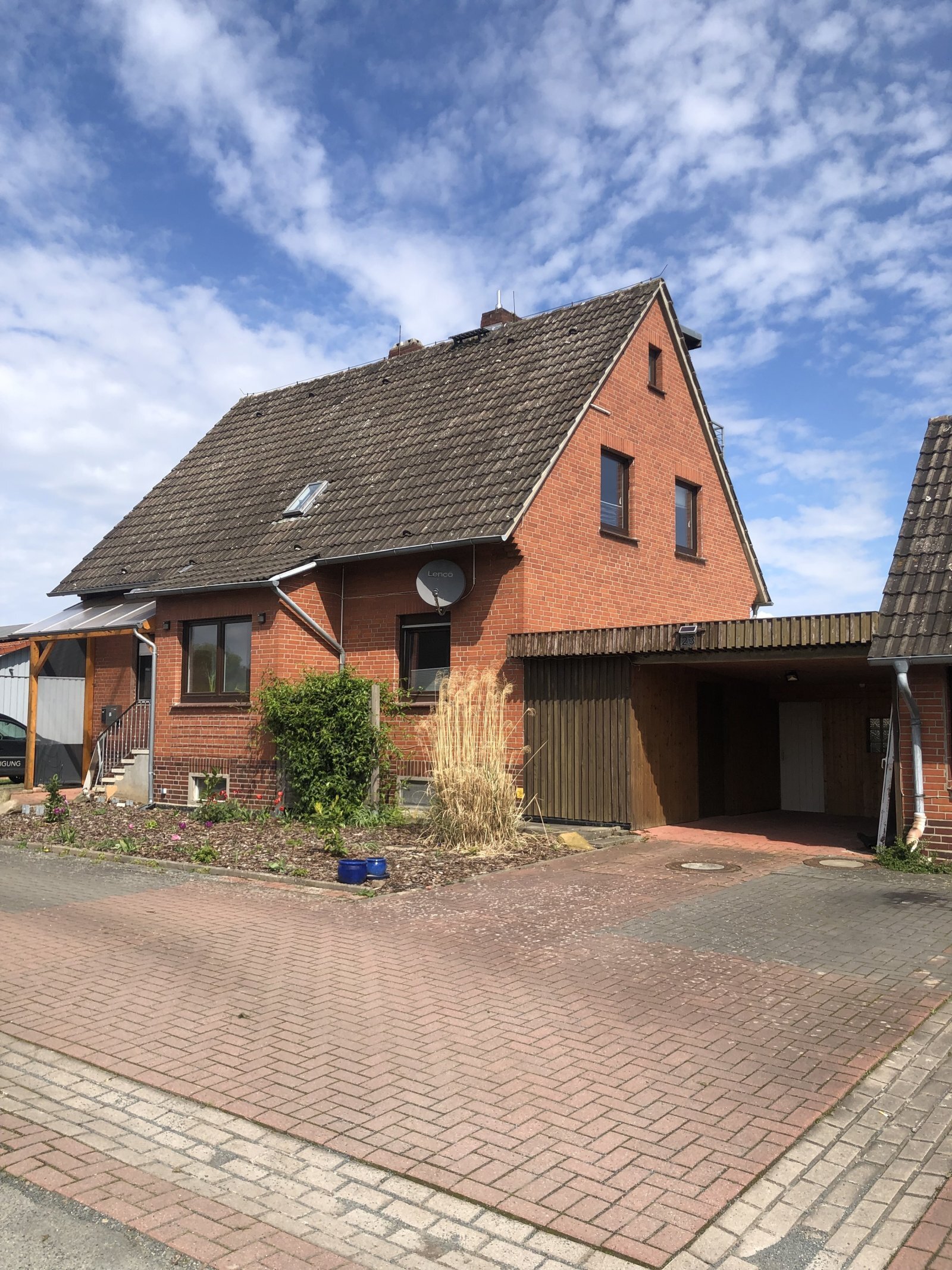 Mehrfamilienhaus zum Kauf provisionsfrei 260.000 € 7 Zimmer 162 m²<br/>Wohnfläche 797 m²<br/>Grundstück Glisser Bruch 23 Glissen Raddestorf 31604