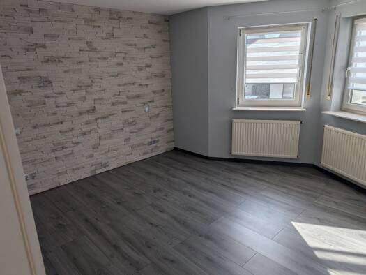 Terrassenwohnung zur Miete 670 € 3 Zimmer 83 m² Geschoss 1/3 frei ab 01.08.2026 Hostenbach Wadgassen 66787