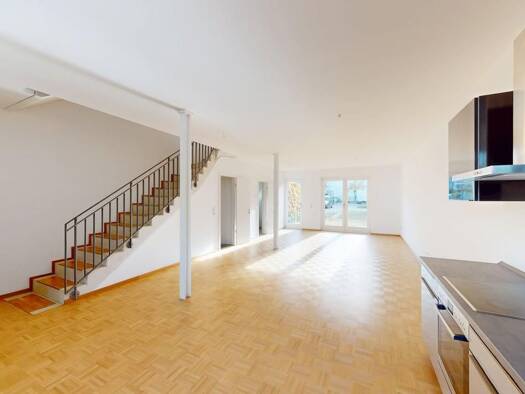 Reihenmittelhaus zur Miete 3.790 € 7 Zimmer 202,6 m² 202,6 m² Grundstück frei ab 16.10.2026 Richard-Ermisch-Straße 7 Prenzlauer Berg Berlin 10247