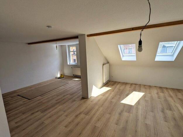 Maisonette zum Kauf provisionsfrei 145.000 € 11 Zimmer 129,8 m² 2. Geschoss Gablenz Gablenz 09126