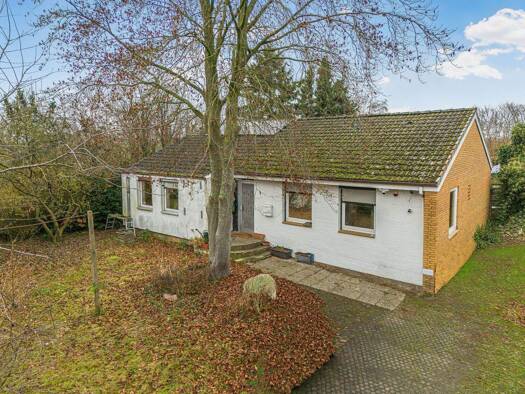 Einfamilienhaus zum Kauf 475.000 € 5 Zimmer 148 m² 1.018 m² Grundstück frei ab 01.05.2026 Meimersdorf Kiel 24145