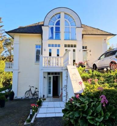 Mehrfamilienhaus zum Kauf provisionsfrei als Kapitalanlage geeignet 675.000 € 8 Zimmer 236,6 m² 448 m² Grundstück Kieler Kamp 44a Plön 24306